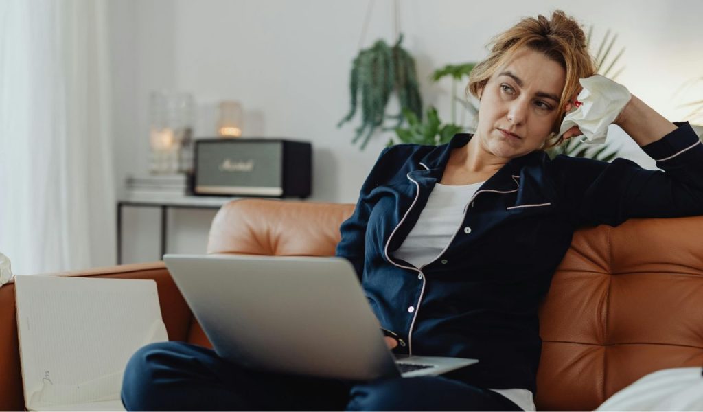 Use Mindful Micro-Pauses Between Tasks