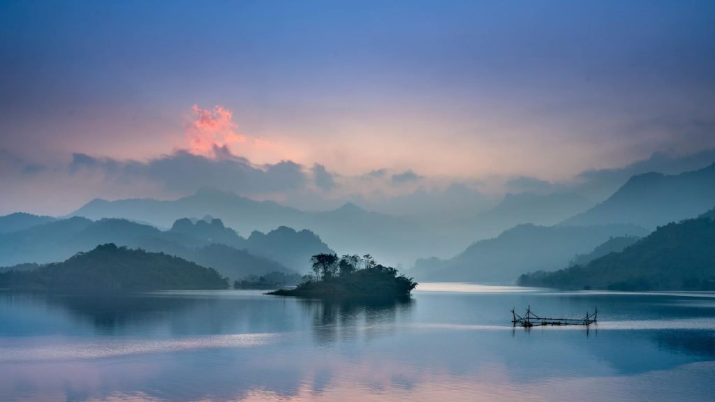 7 Destinations That Reveal Their Best Side at Dawn