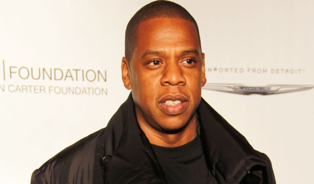 8 Celebrities Who Lost Everything After Peak Fame