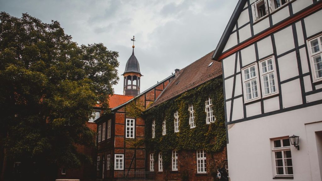 9 Hidden European Towns That Feel Like Movie Sets Tourists Often Miss