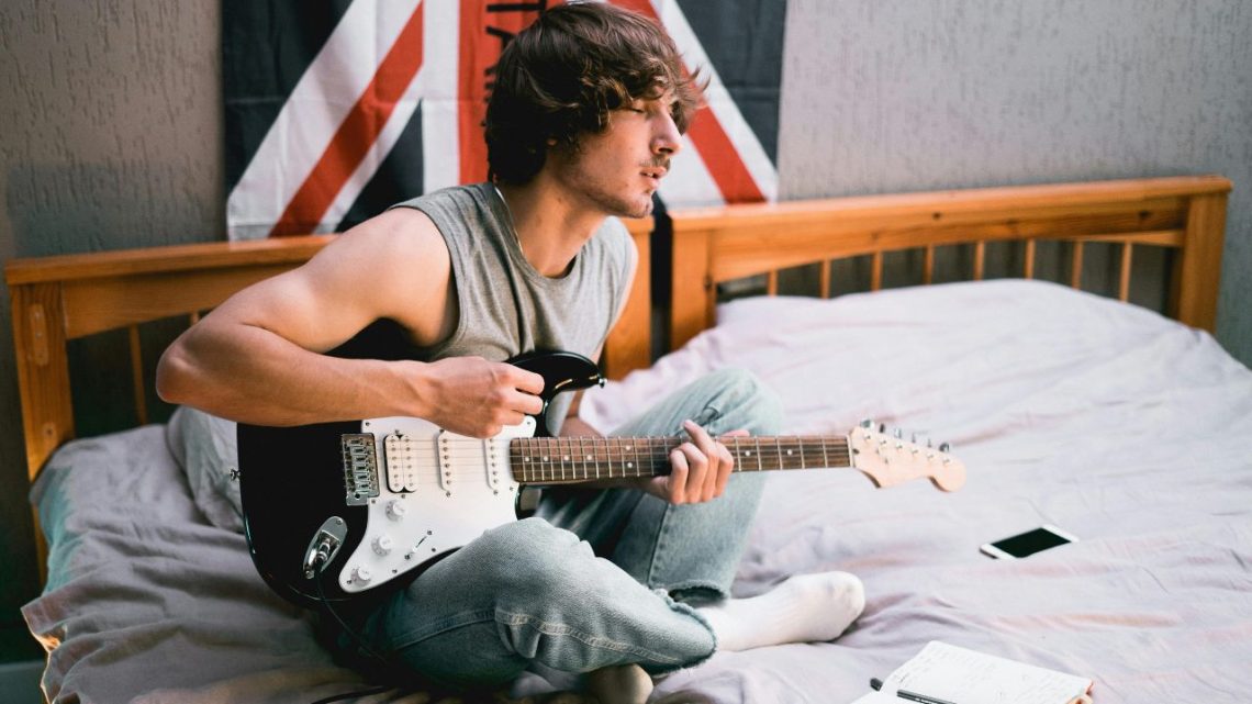 9 Subtle '90s Pop Trends That Left a Bigger Mark on Your Generation