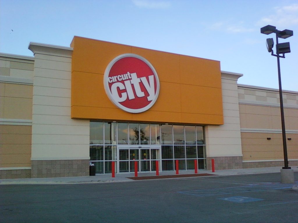 These 9 Once-Massive Retail Chains Disappeared Almost Overnight