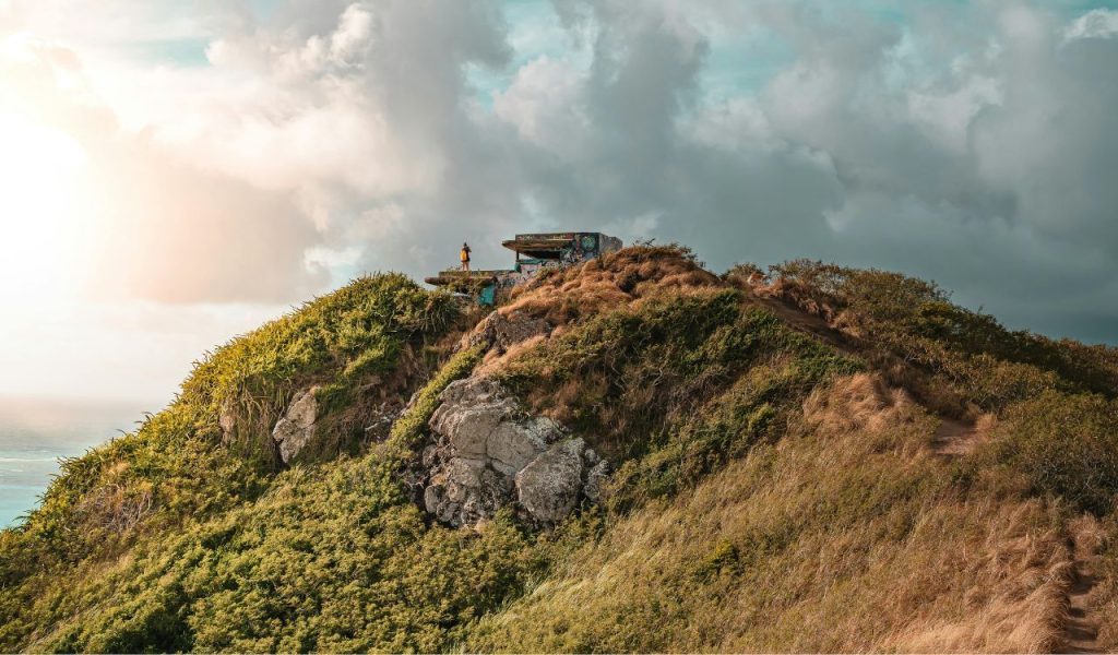 Lanikai Pillbox Hike – Hawaii