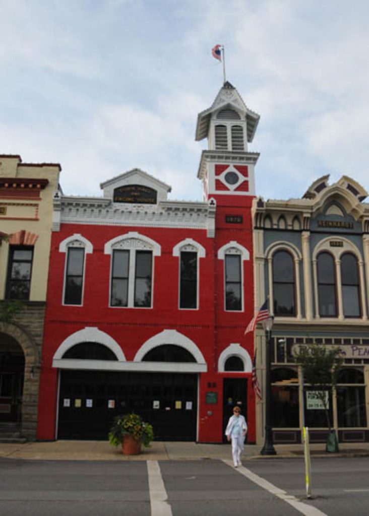 Medina Public Square