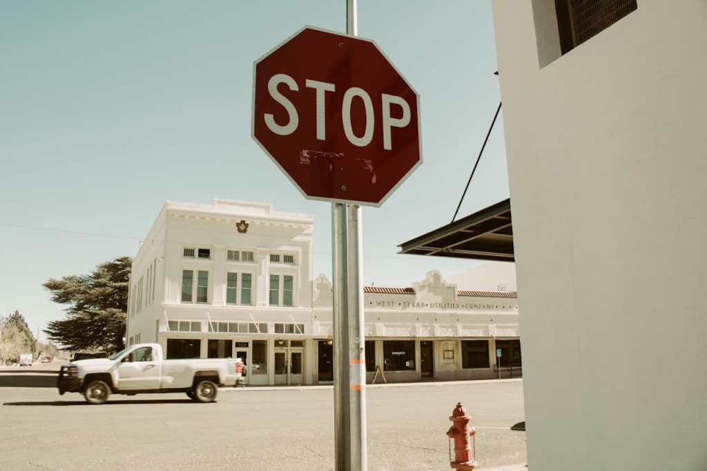 In this West Texas desert outpost, you’ll find contemporary art and minimalist exhibitions that draw photographers and culture seekers from far away. That’s great for the local economy, but residents sometimes grow weary of a constant parade of visitors posing at installations or circling for parking.
With a population under 2,000, the influx can distort everyday life. Locals often stick to routines tourists don’t see, and they may be polite but distant when lines form at cafes and galleries. Festivals and pop-up events only add to the sense that the town belongs more to visitors than to residents.