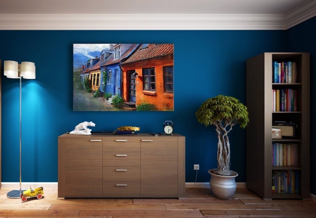 LOUD OR PERSONALIZED COLORS