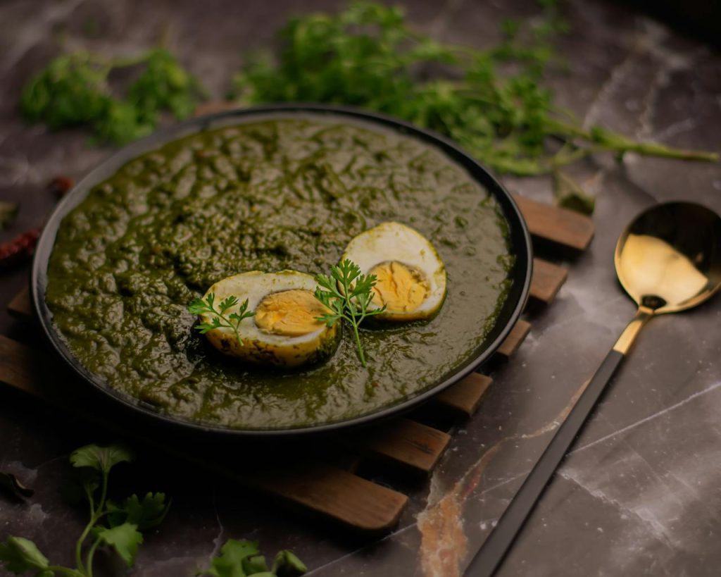 The Curry With Too Many Opinions