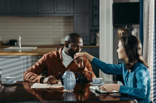 7 Moments When Silence Between Couples Feels Comfortable