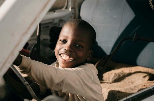 8 Forgotten Ways Kids Passed Time on Long Car Rides Before Phones