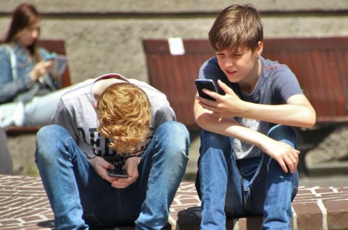 8 Things Adults Said That We Finally Understand Now (And Wish We’d Listened To)