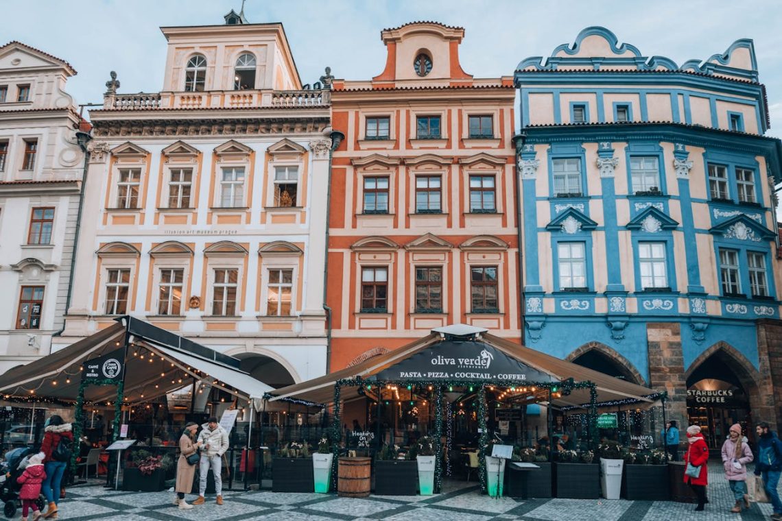 8 Walking Tours That Will Make You See a City Differently