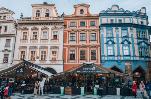 8 Walking Tours That Will Make You See a City Differently